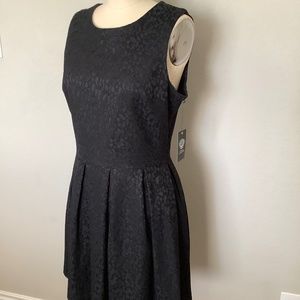 Lace lined Vince Camino new w tags